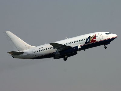B.737-200 A6-PHF