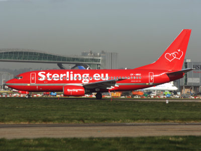 B737-700 OY-MRO