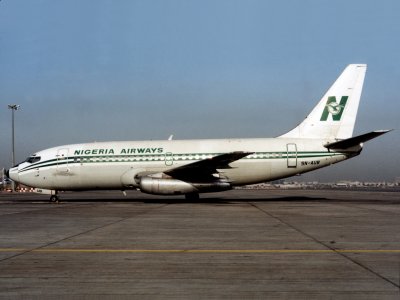 B.737-200 5N-AUB