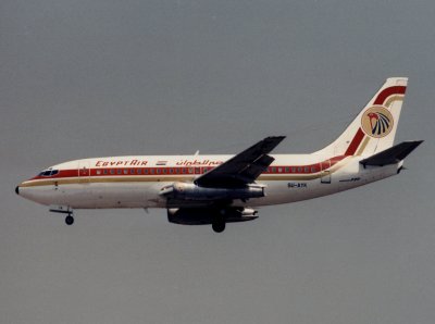 B737-200 SU-AYK