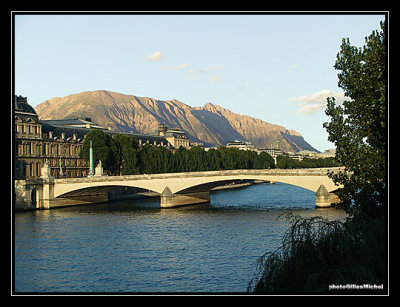 PARIS-053a_CRW.jpg