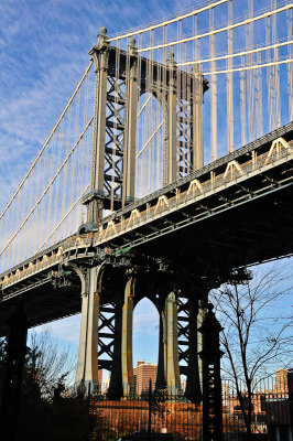 Manhattan Bridge East Tower