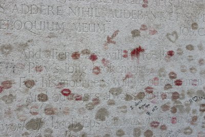 Cimetiere du Pere-Lachaise - Oscar Wilde's Grave inscription