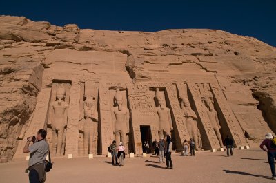 Hathor temple honors Nefertari (wife of Rameses)