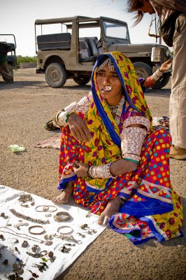 Ahir woman selling jewelry