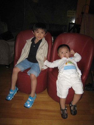 10_8_08_22.jpg
