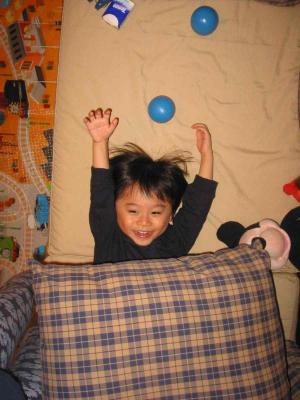 10_12_05m.jpg