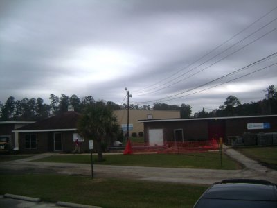 We stopped on the road outside the Boys & Girls' Club, but earlier in the day, the VIP group of 12 got to go inside and meet several of the children and tour that facility.  TW is partnered up as a major sponsor for this particular facility, but also sponsors many other Boys and Girls clubs across the country.