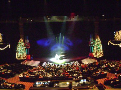 This was a fabulous show with many, many types and styles of songs, comedy, etc.