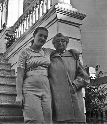 Becky,Helen-3.jpg