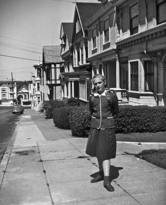 Becky,Woodland Ave.jpg