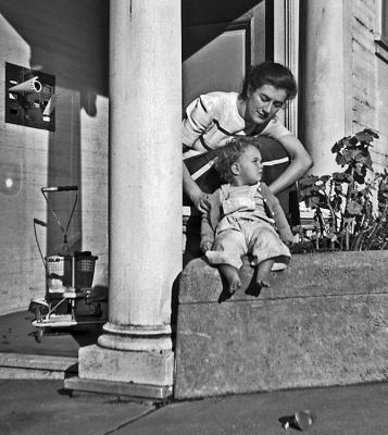Edith,Margy,BuenaVistaAve.jpg