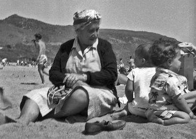 Helen,Rachel-Stinson beach.jpg