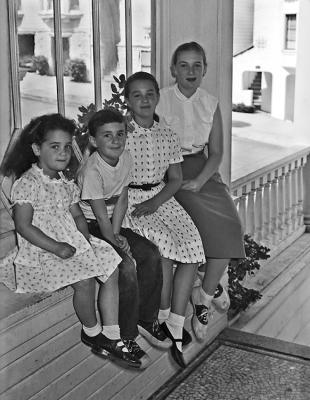 kids on front porch.jpg