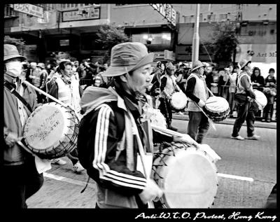  Drummers