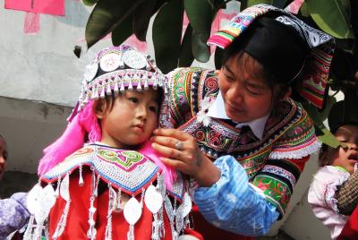 Ethnic Minorities in Yunnan m