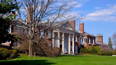 Glen Cove Mansion