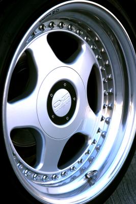1wheel.jpg