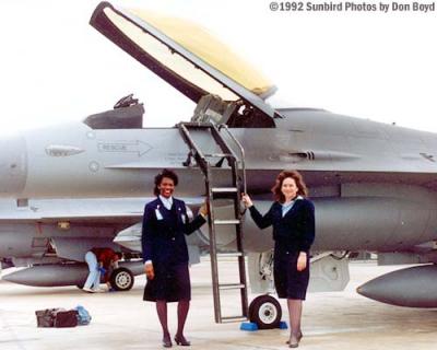 1992 - Diane Dean and Annette Fox with USAF F-16 diversion to MIA