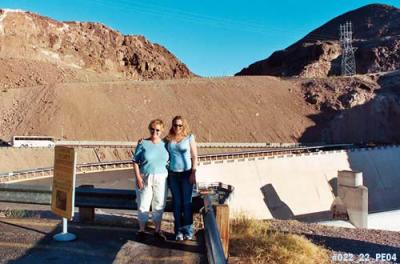 2004 - Karen and Donna at the Hoover Dam, AZ