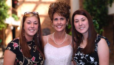 Jim's daughter Lisa Marie Criswell, Kathy, and Jim's daughter Katie Criswell, photo #7259