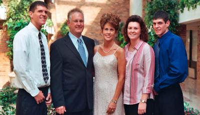 Jim and Kathy with Jamie, Jill and Derek, photo #007_4