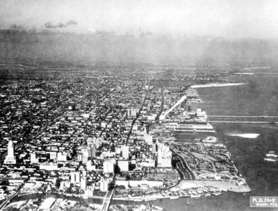 1928 - Aerial of downtown Miami looking north