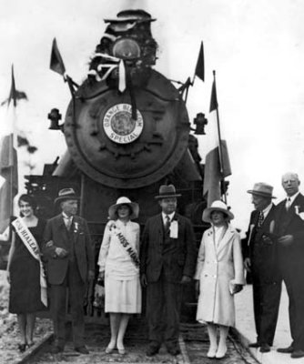 1927 - First arrival of the Seaboard Air Line Railway Company's Orange Blossom Special locomotive