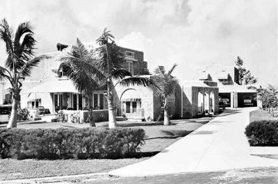 1927 - the H. R. Howell home at 2 Circle Drive, Hialeah