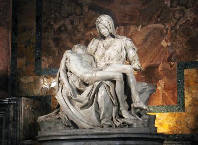Inside St. Peter's: Maria's favourite Roman statue - La Pieta by Michelangelo