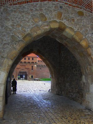 TUNNEL THROUGH THE FLORIAN GATE