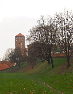 SANDOMIERZ TOWER FROM THE TOWN