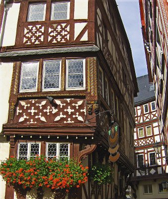 THE OLDEST HOUSE IN BERNKASTEL