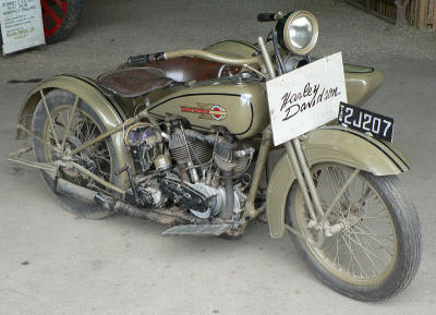 1928 1000cc HD.