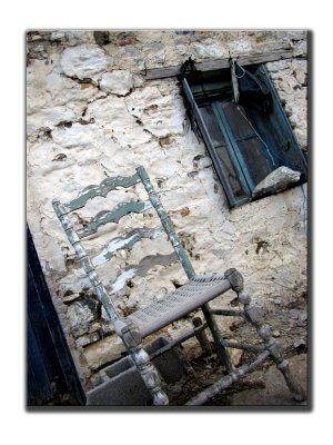 Chaise et fentre Poros Grce continantale