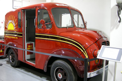1962 Divco milk truck (P5000)