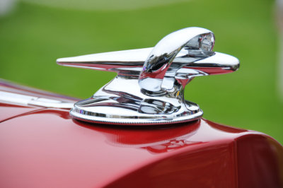 Hood ornament of 1934 Packard 1108 Sport Phaeton from the Nethercutt Collection