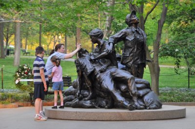 Vietnam Women's Memorial sculpture by Glenna Goodacre, Vietnam Veterans Memorial, Washington, D.C.
