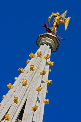 Saint Michel overwhelming the Dragon
Saint Michel terrassant le dragon