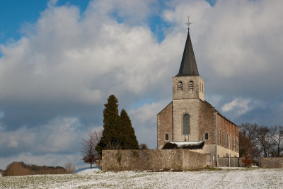 Haltinne church
