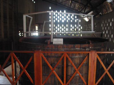 104-0431_CRW_s.jpg