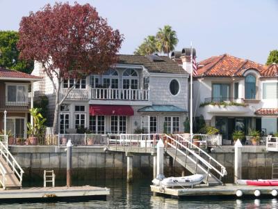 033 Homes along Balboa Peninsula