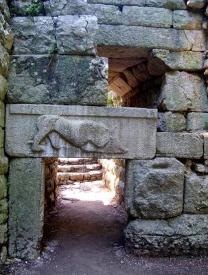 lion's gate in butrint