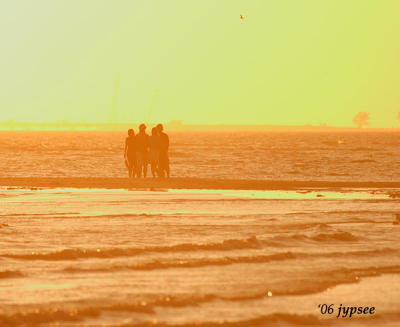 g3/22/364822/3/57114453.hazysunset.jpg