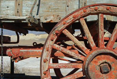 g3/22/484422/3/56025763.RedWheel.jpg