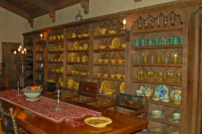 g3/22/484422/3/56171799.DiningRoomScottysCastle.jpg
