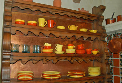 g3/22/484422/3/56171801.KitchenBuffetScottysCastle.jpg