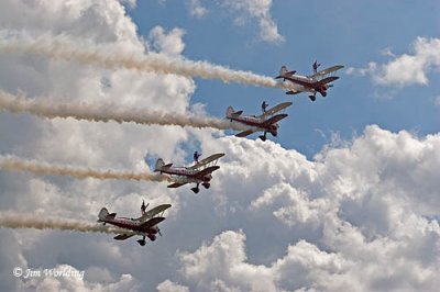 Guinot wing walkers display team