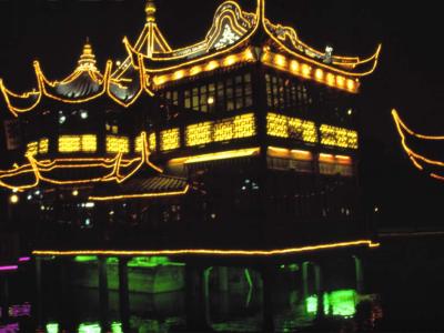 Shanghai by night - 2005 - by Pietrolucci R.
