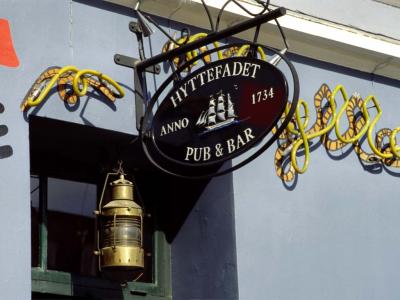 Pub banner - 2000 - by Pietrolucci R.